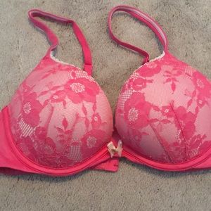 VS lace bra